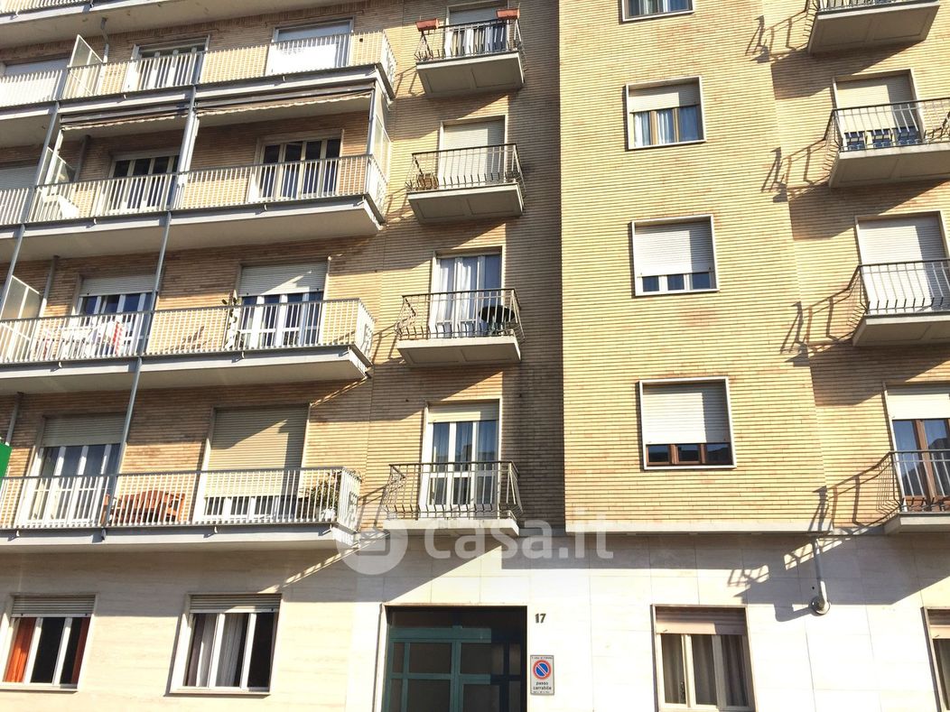 Appartamento in Vendita in Via Carso 17 a Torino