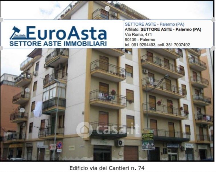 Appartamento in Vendita in Via DEI CANTIERI 74 a Palermo