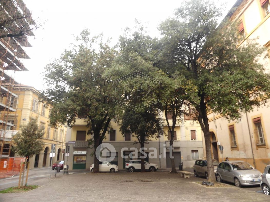Ufficio in Affitto in Via Flavio Biondo a Forlì