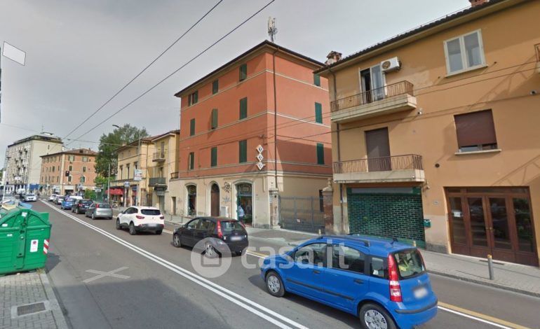 Appartamento in Vendita in Via massarenti a Bologna