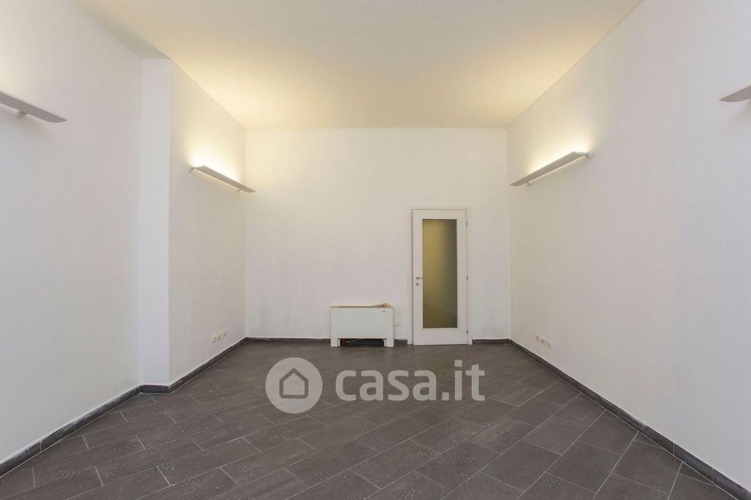 Appartamento in Vendita in Via Felice Casati 33 a a Milano