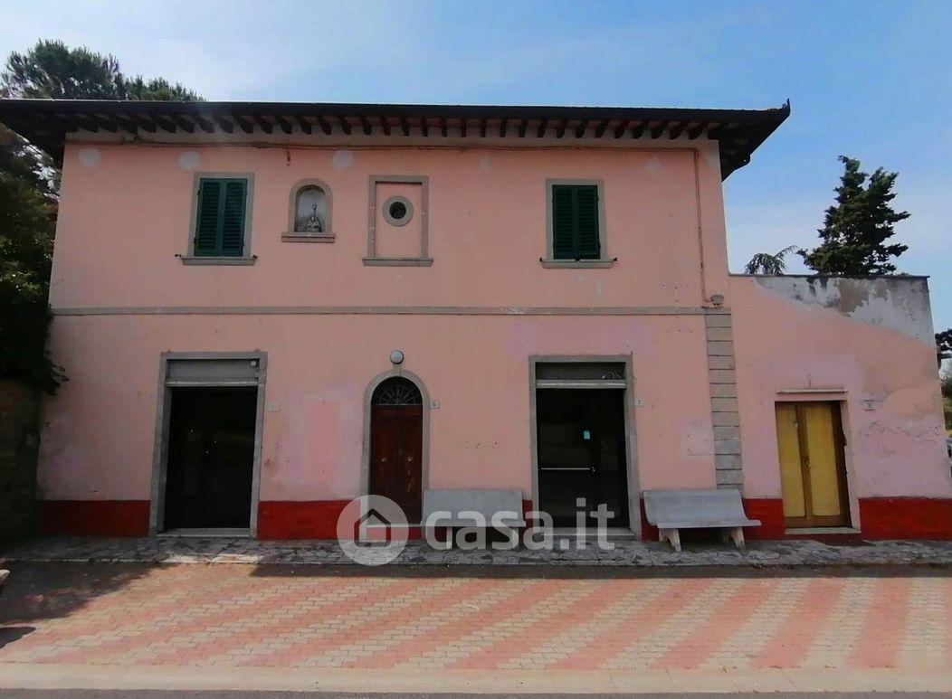 Rustico/Casale in Vendita in SR71 169 a Arezzo