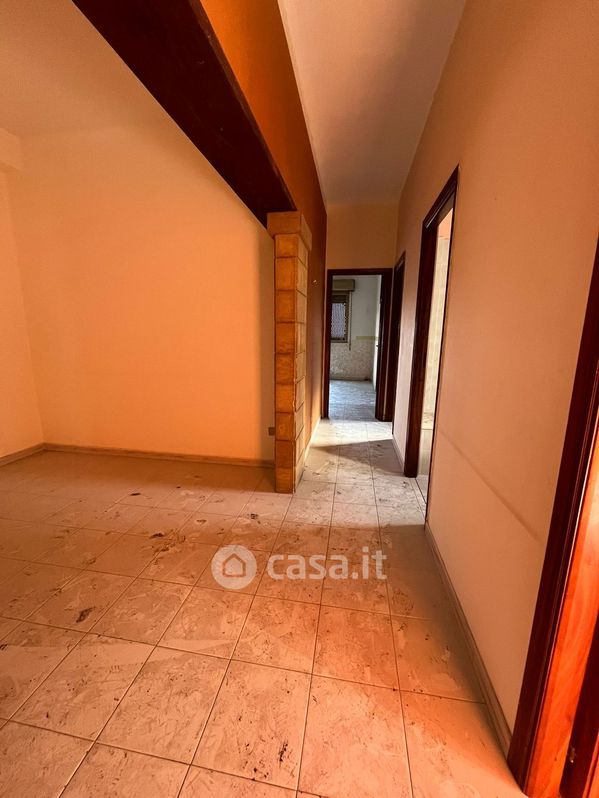 Appartamento in Vendita in Via Alcide De Gasperi a Bagheria
