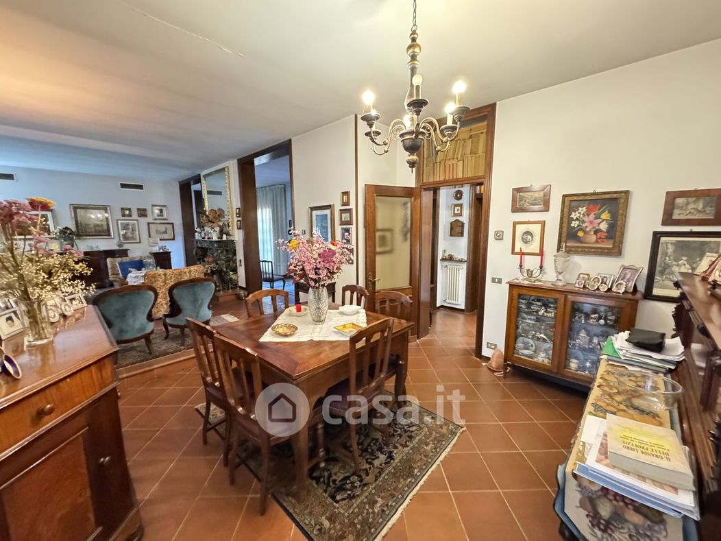 Villa in Vendita in Via brigata tridentina a Camisano Vicentino