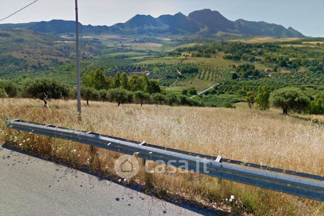 Terreno agricolo in Vendita in Contrada Accia a Ventimiglia di Sicilia