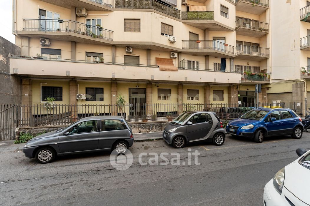 Appartamento in Vendita in Via Faraci 88 a Catania