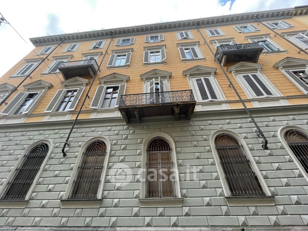 Appartamento in Vendita in Via Magenta 6 a Torino