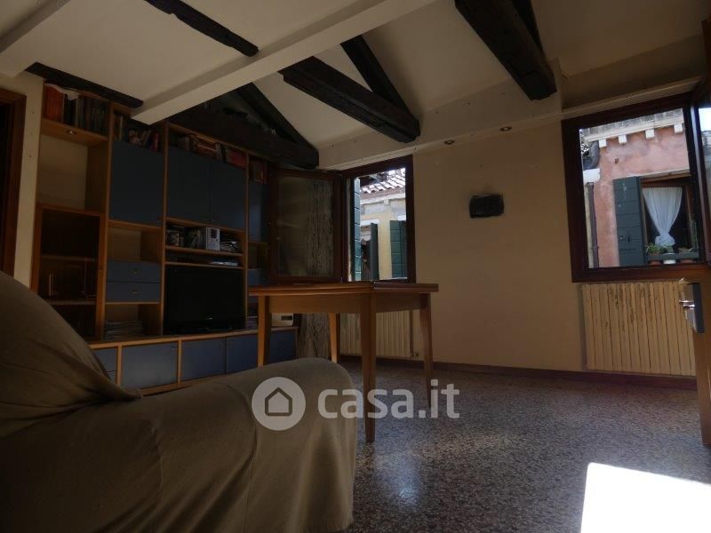 Appartamento in Vendita in Calle Contarini a Venezia