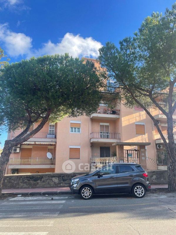 Appartamento in Vendita in Viale Regina Margherita 28 a Messina