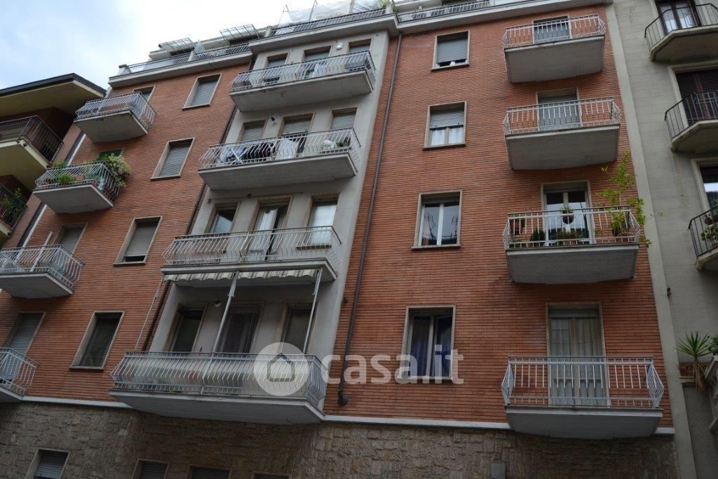 Appartamento in Vendita in Via Domodossola 12 a Torino