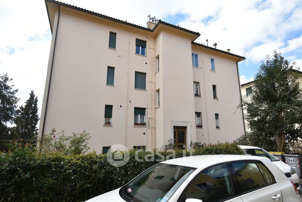 Appartamento in Vendita in Via Cesare Massari a Perugia