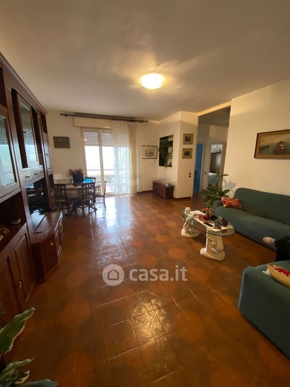 Appartamento in Vendita in Via manzoni a Ancona
