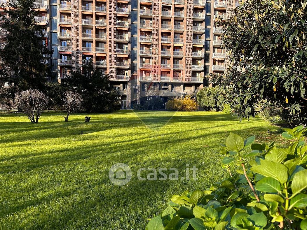 Appartamento in Vendita in Via Fréjus 12 a Torino