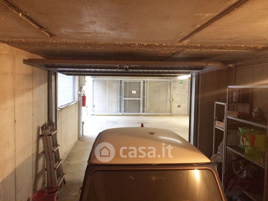 Garage/Posto auto in Vendita in Via Giacomo Matteotti 191 a Orsenigo