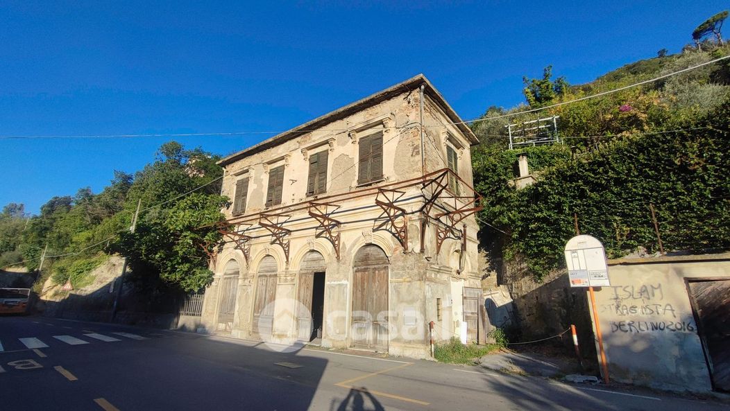 Casa indipendente in Vendita in Via Cadighiara 56 a Genova