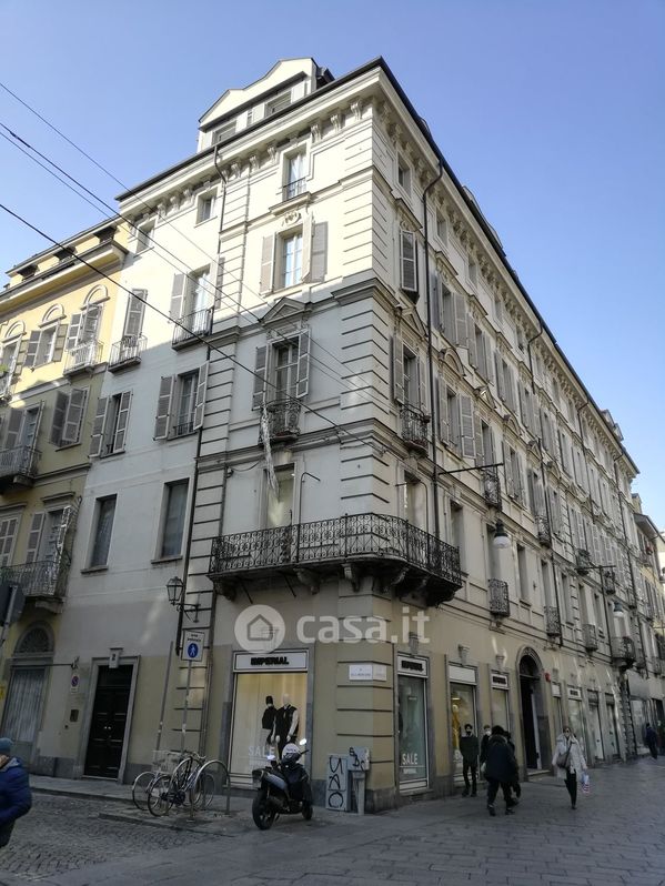 Appartamento in Vendita in Via della Misericordia 2 a Torino