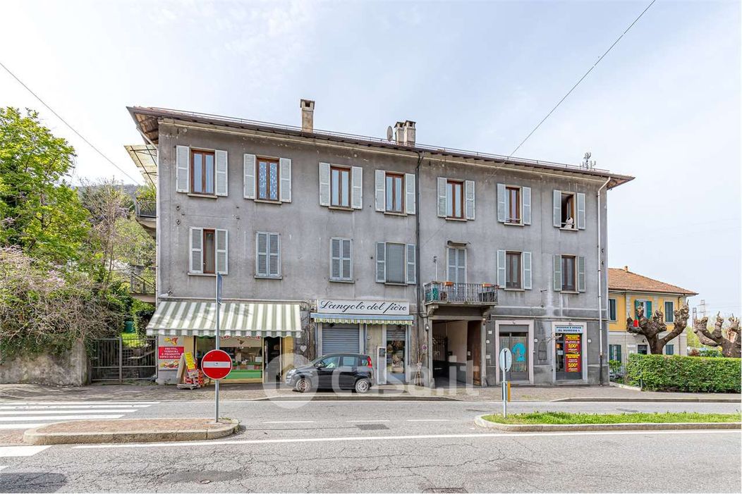 Appartamento in Vendita in Via Bellinzona a Como