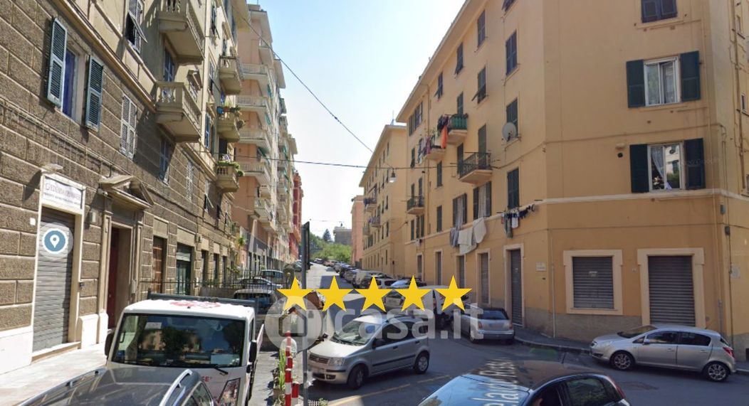 Appartamento in Vendita in Via Adelaide Ristori a Genova