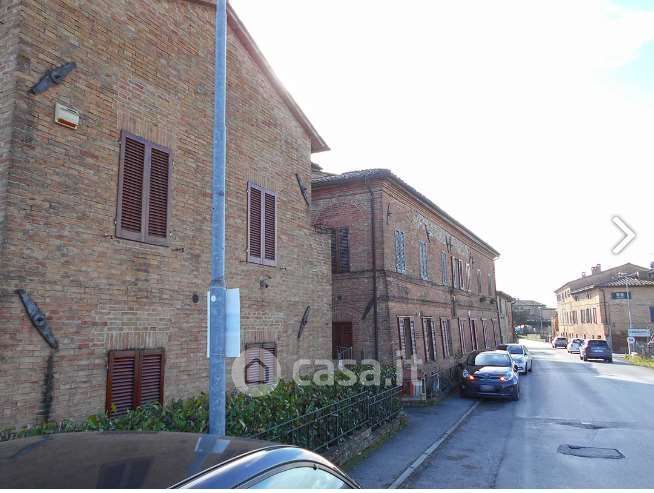 Appartamento in Vendita in Via Cassia Sud 139 a Siena
