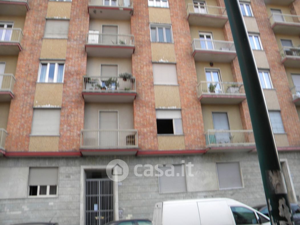 Appartamento in Vendita in Via Bardonecchia 123 a Torino