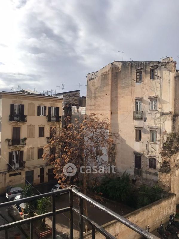 Appartamento in Affitto in Via Benfratelli 13 a Palermo