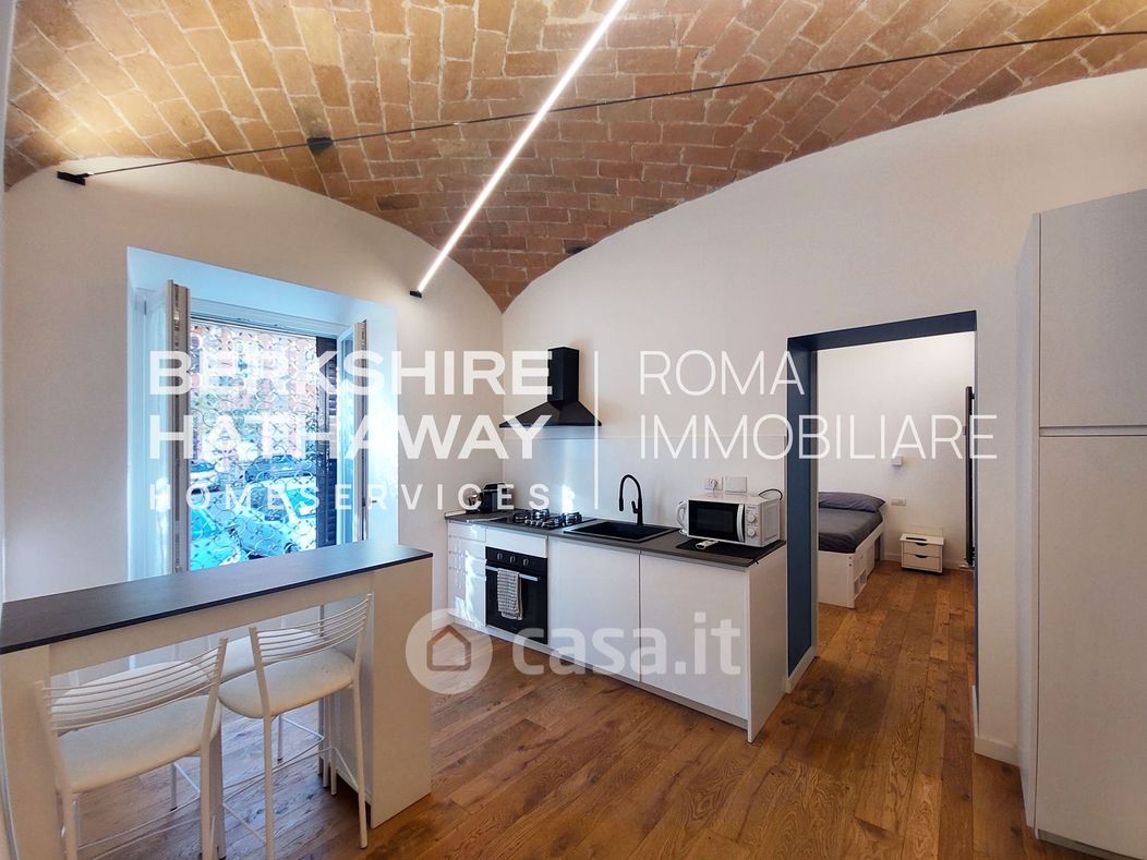 Appartamento in Affitto in Via Goffredo Mameli a Roma