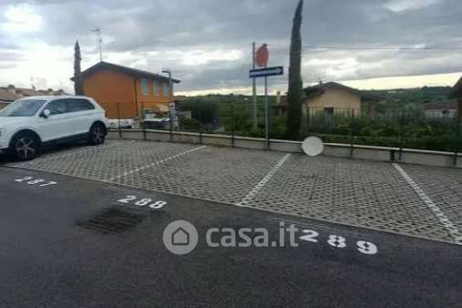 Garage/Posto auto in Vendita in Via San Martino a Castelnuovo del Garda