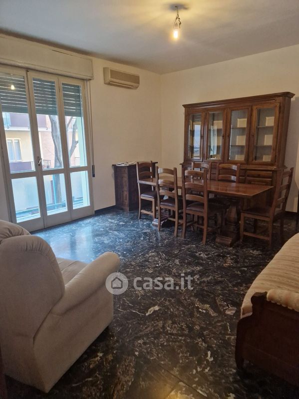 Appartamento in Vendita in Via Pietro Mascagni a Modena