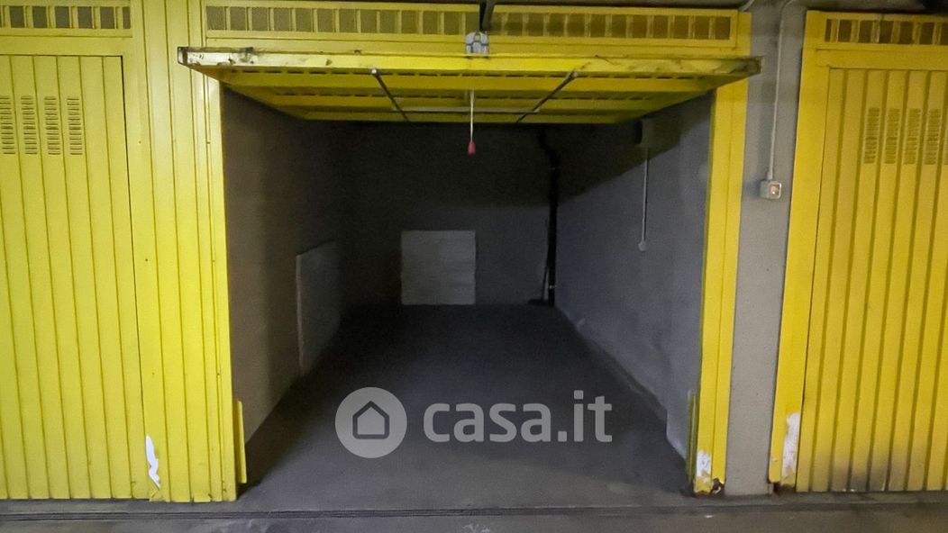Garage/Posto auto in Vendita in Corso B. Telesio 2 a Torino