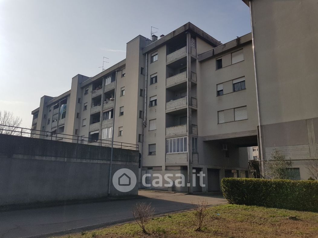 Appartamento in Vendita in Via Giovanni Gaibazzi a Parma