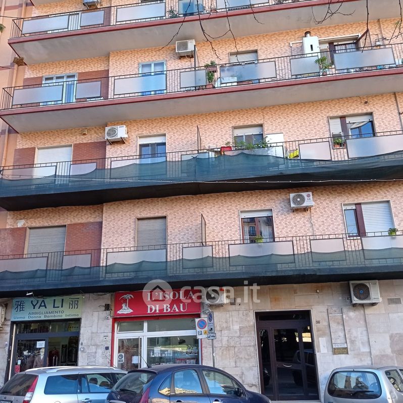 Appartamento in Vendita in Piazza MEDAGLIE D'ORO 36 a Taranto