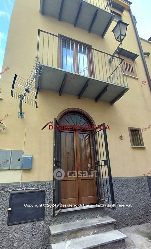 Appartamento in Vendita in Vicolo Quartararo 2 a Palermo