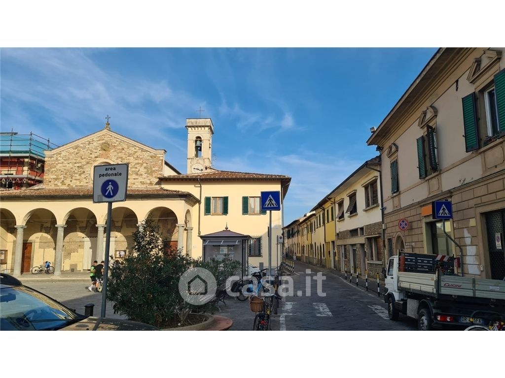 Negozio/Locale commerciale in Vendita in Via di Peretola a Firenze