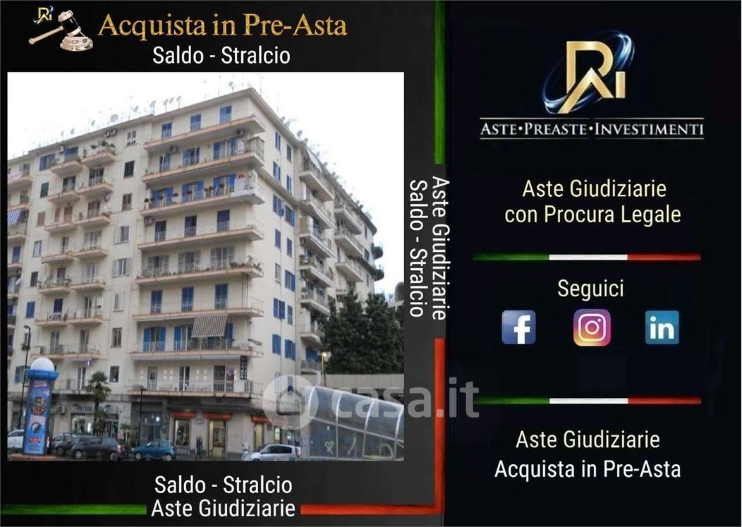 Appartamento in Vendita in Viale di Augusto 6 -16 a Napoli