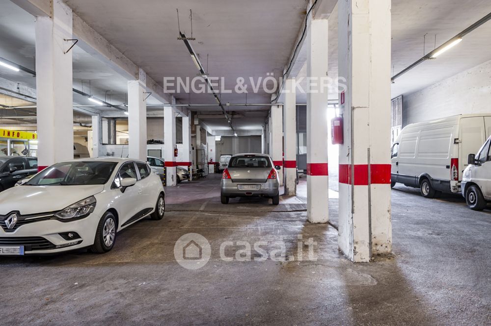 Garage/Posto auto in Vendita in Viale Mario Rapisardi 453 a Catania