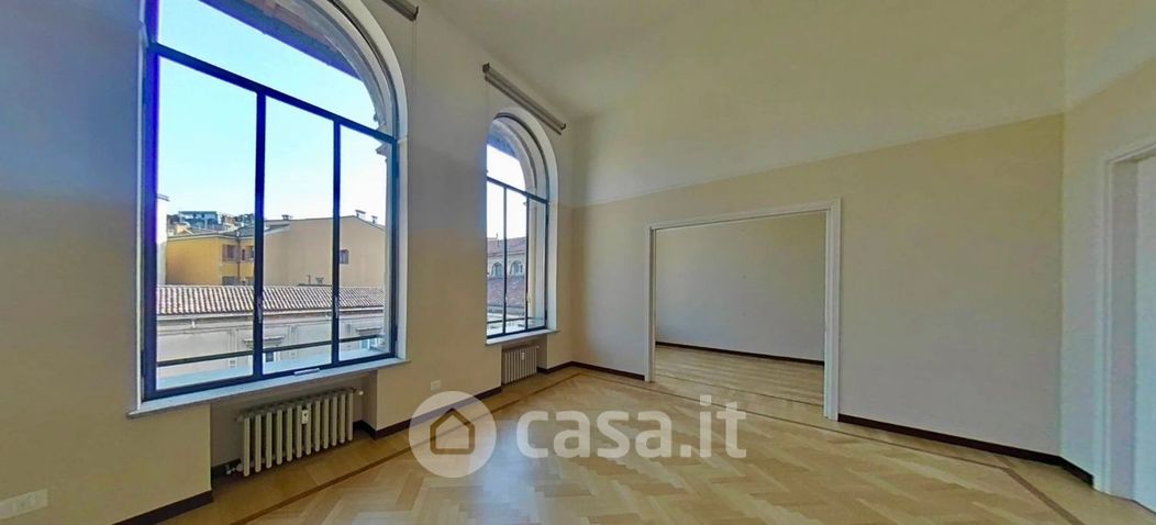 Appartamento in Affitto in Via Torino a Milano
