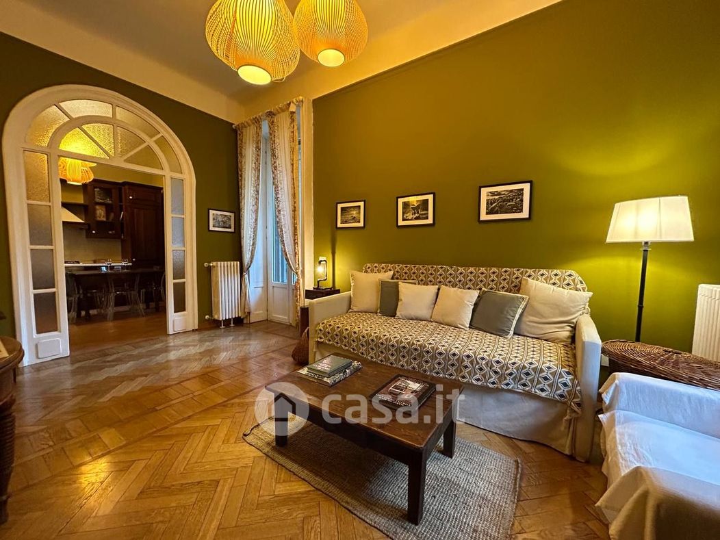 Villa in Affitto in Via Monte Rosa 36 a Milano