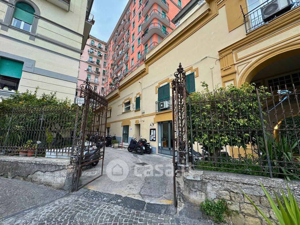 Appartamento in Vendita in Via Torquato Tasso a Napoli
