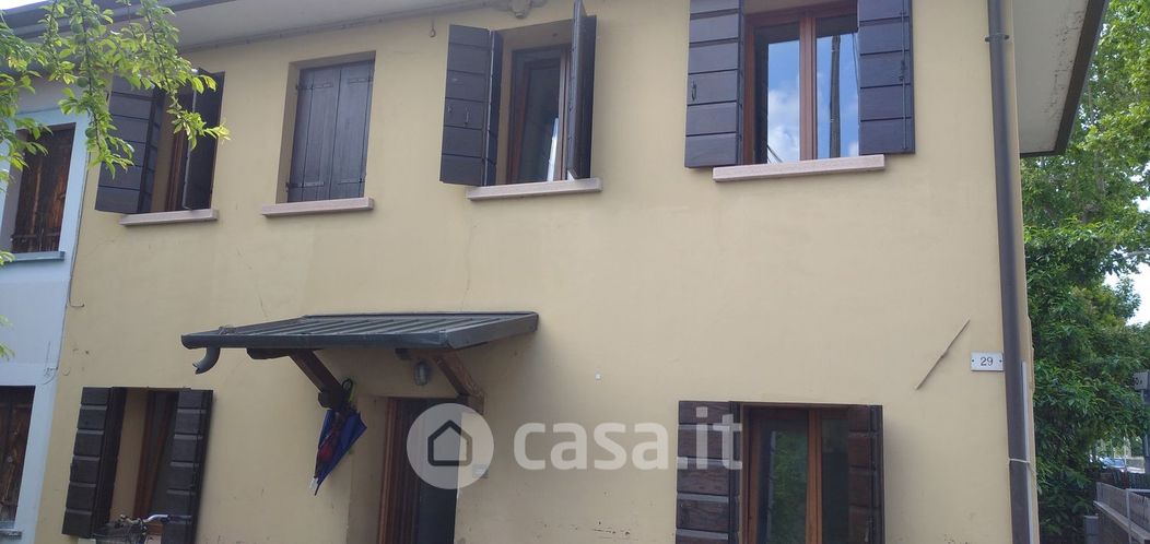 Casa Bi/Trifamiliare in Vendita in Via Castagnole a Treviso