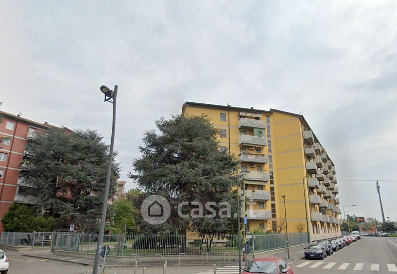 Appartamento in Vendita in Viale Ungheria 21 a Milano
