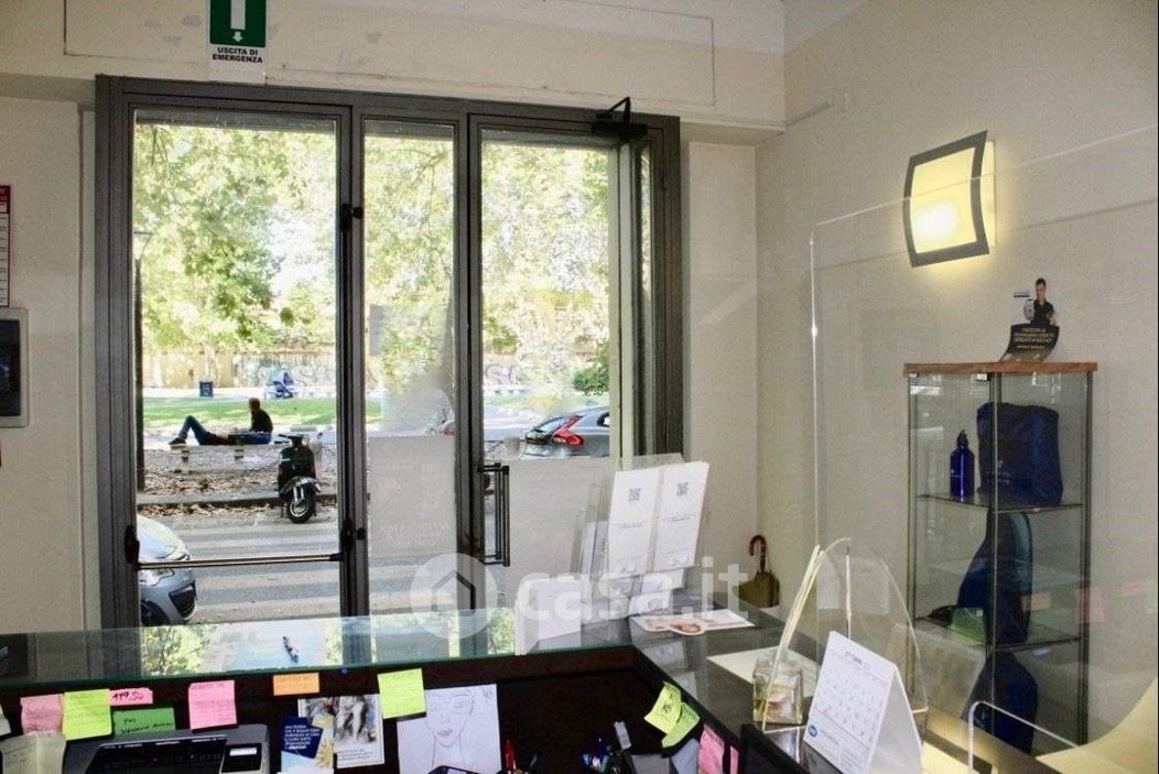 Ufficio in Affitto in Piazza Martiri della Libertà a Pisa