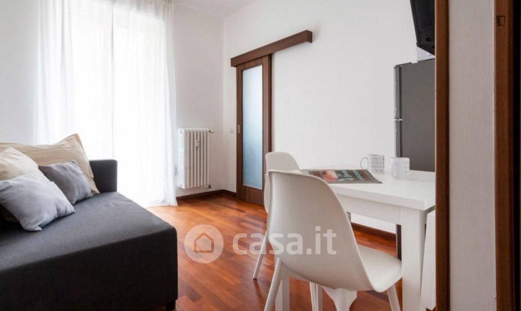 Appartamento in Affitto in Via Privata Carlo Antonio Carlone a Milano