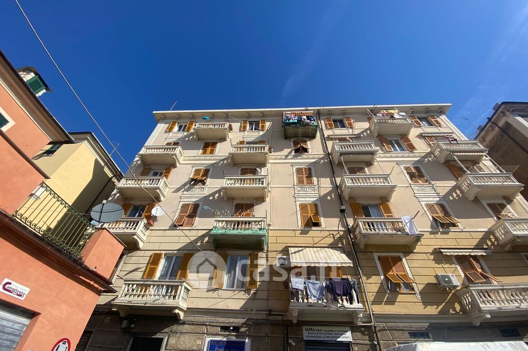 Appartamento in Vendita in Piazza APROSIO a Genova