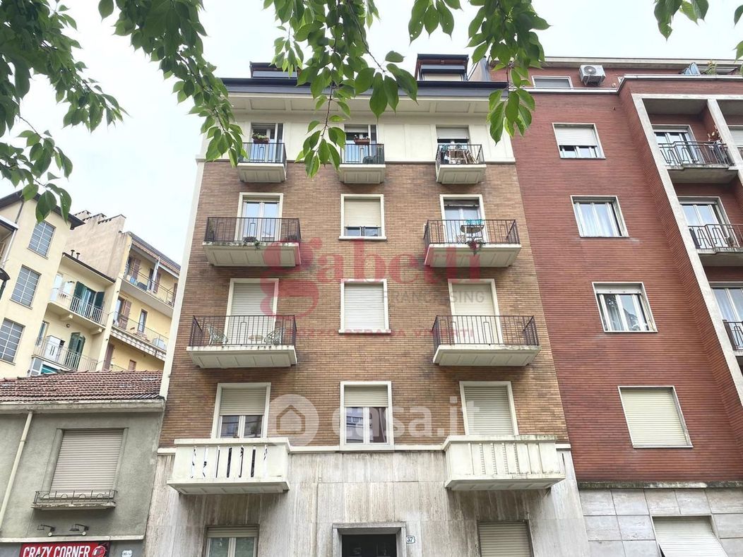 Appartamento in Vendita in Via Rosolino Pilo 37 a Torino