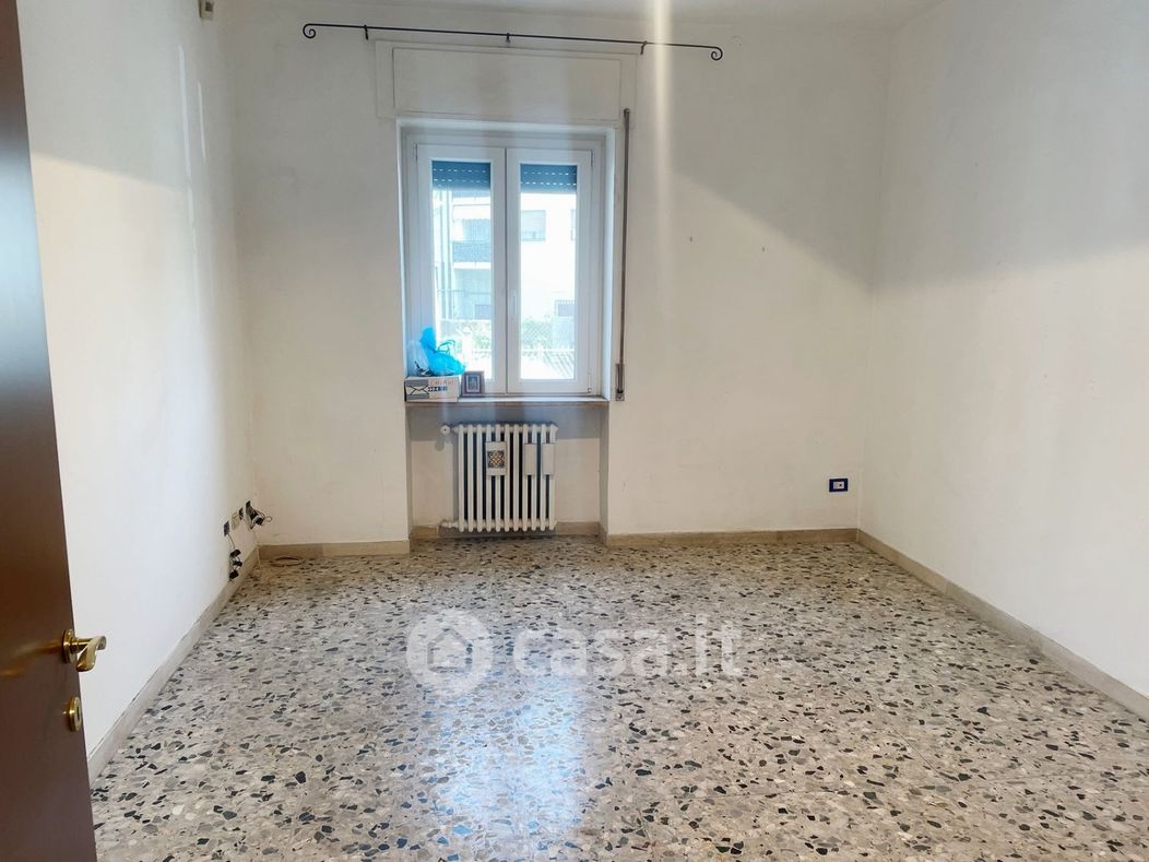 Appartamento in Vendita in Via Baldassarre Longhena 17 a Verona