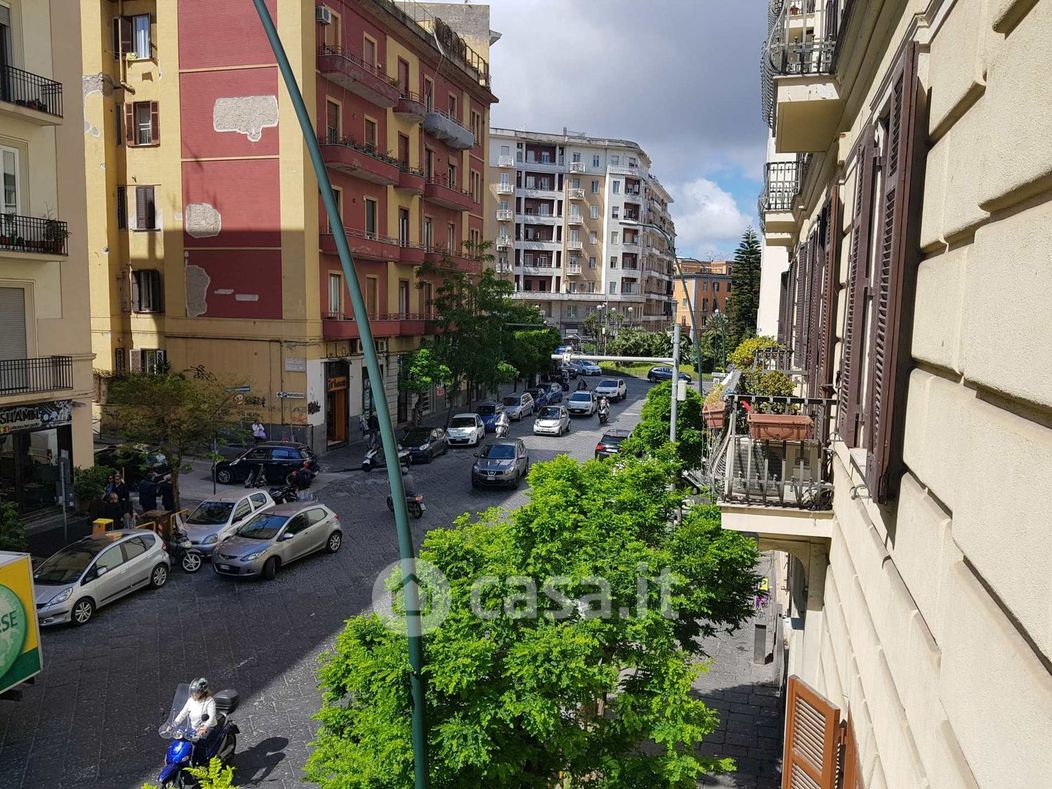 Appartamento in Affitto in Viale Michelangelo a Napoli