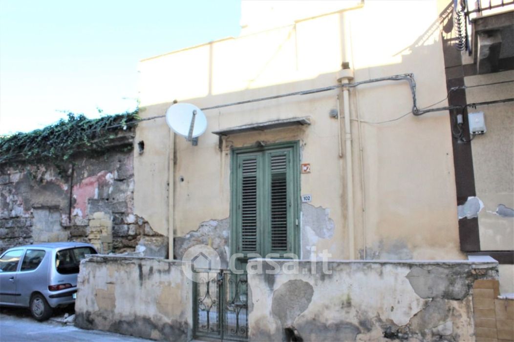 Casa indipendente in Vendita in Via Ciaculli 102 a Palermo