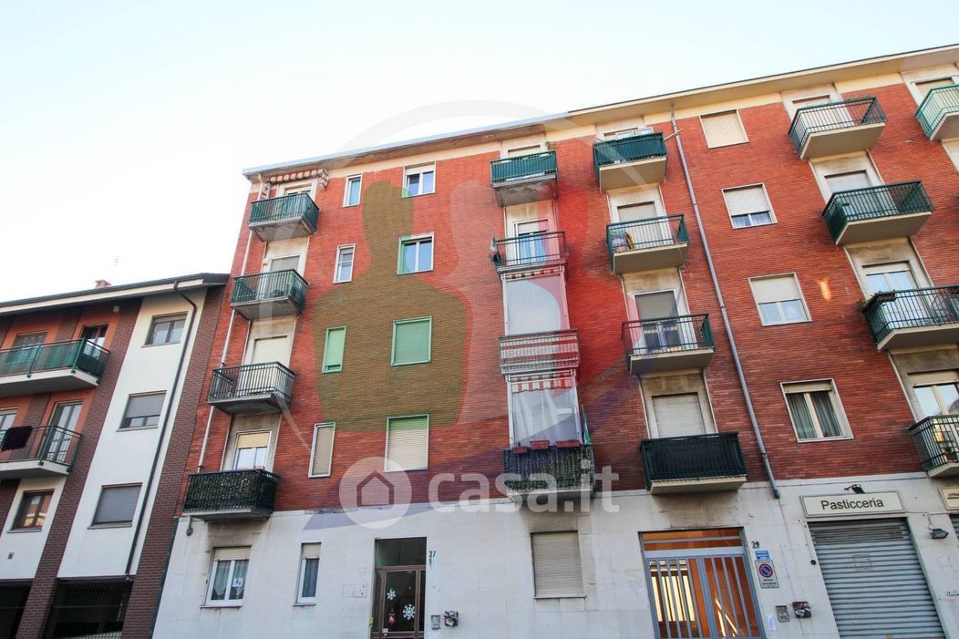 Appartamento in Vendita in Via Druento 27 a Torino