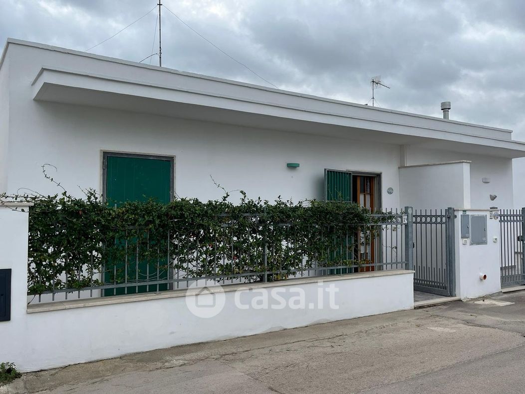 Villa in Vendita in Via Arma di Taggia 19 a Lecce