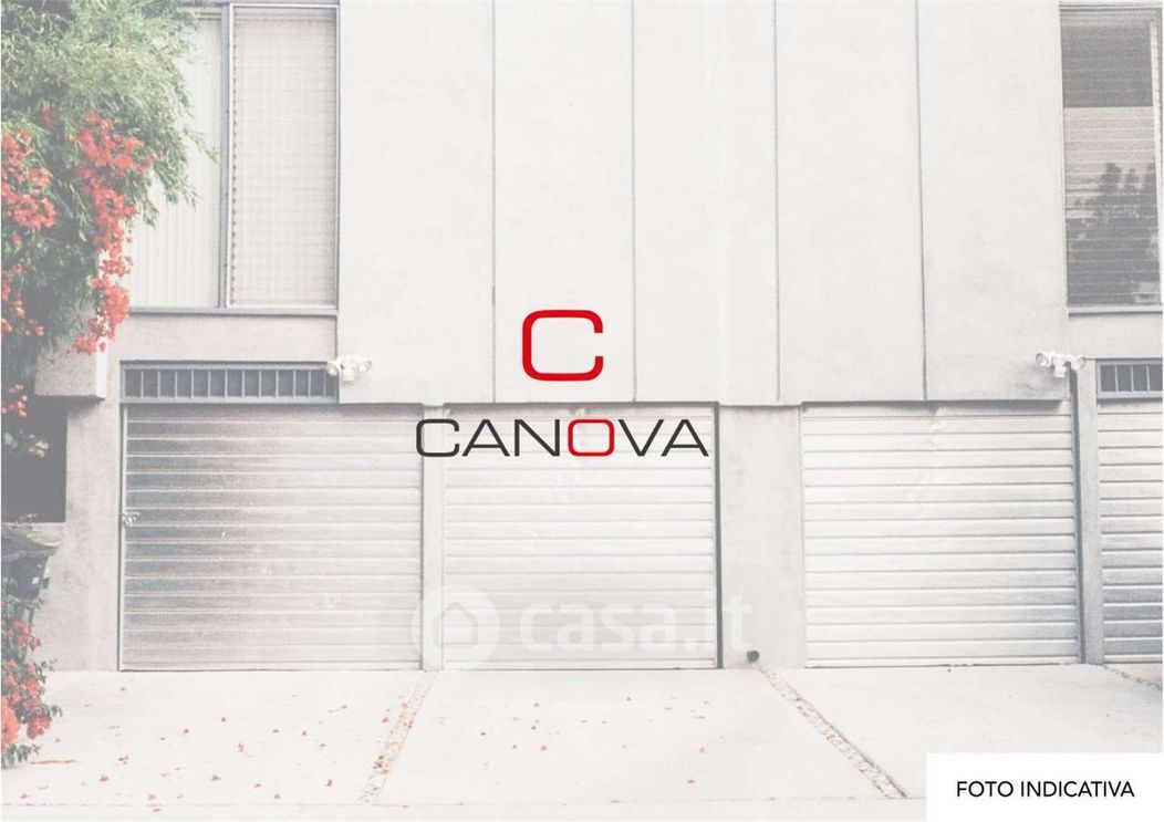 Garage/Posto auto in Vendita in Via San Crispino a Padova